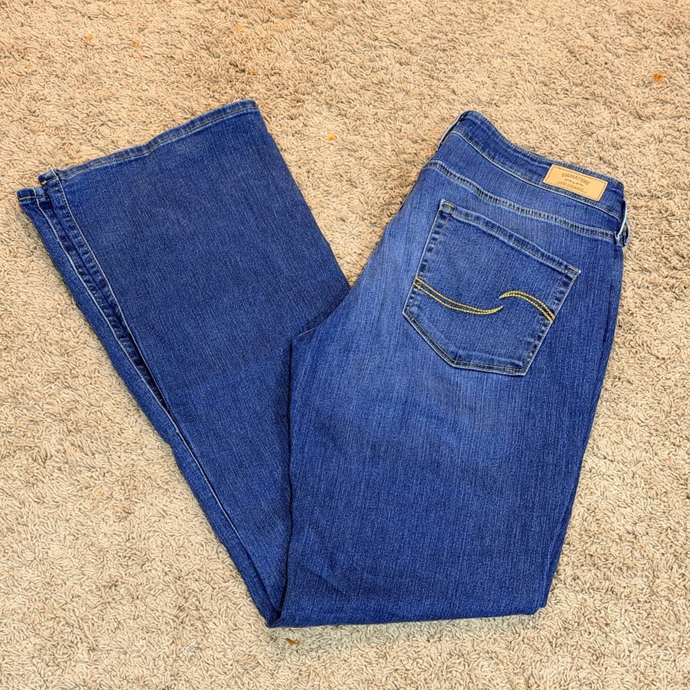 Signature Levi Signature Modern Boot Cut Womens 14m Stretch 33x32
